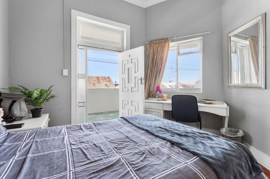 9 Bedroom Property for Sale in Observatory Western Cape